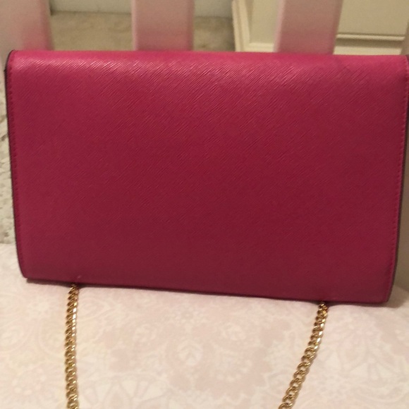 Pink clutch - Picture 2 of 4